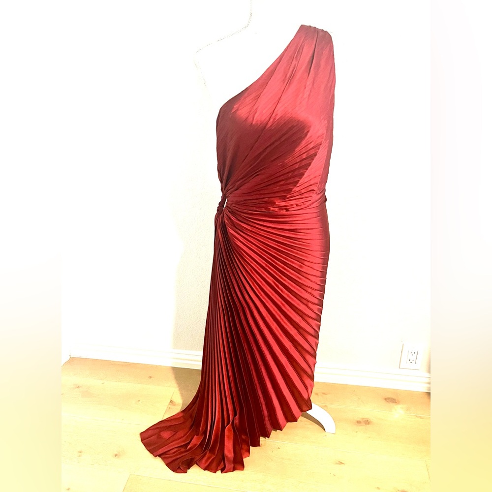 Vici One-Shoulder Red Pleated Evening Gown